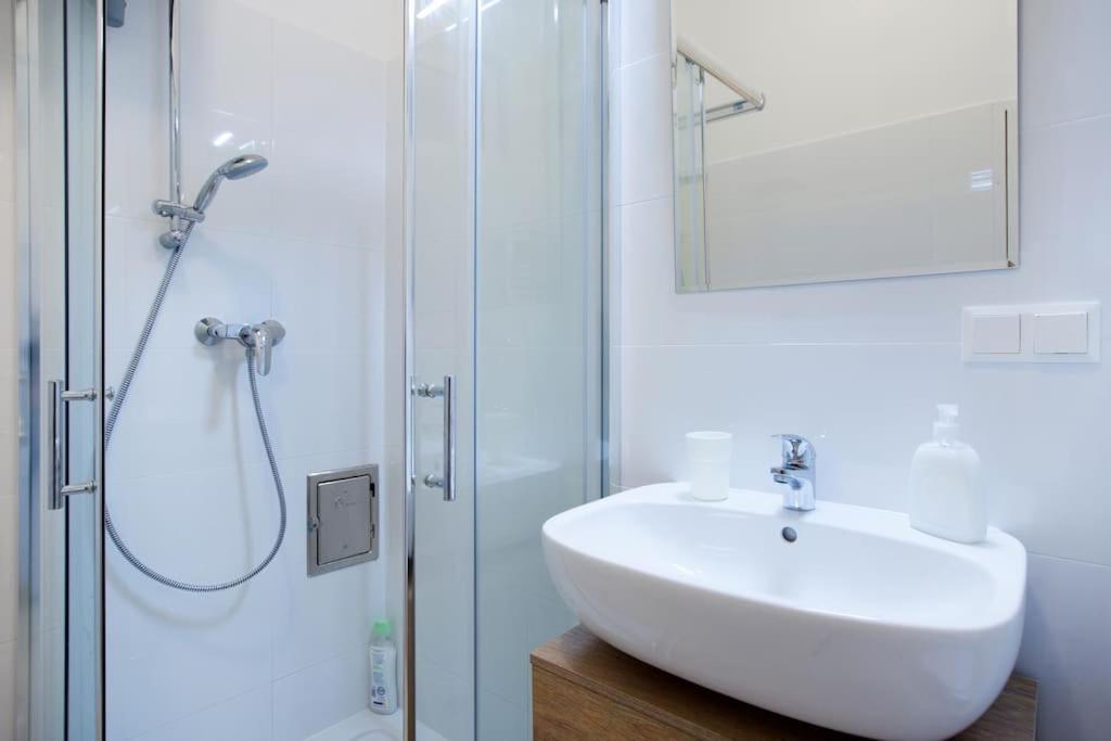 Prater Studio Next Fair, Un, Wu And City Center Apartment Виена Екстериор снимка