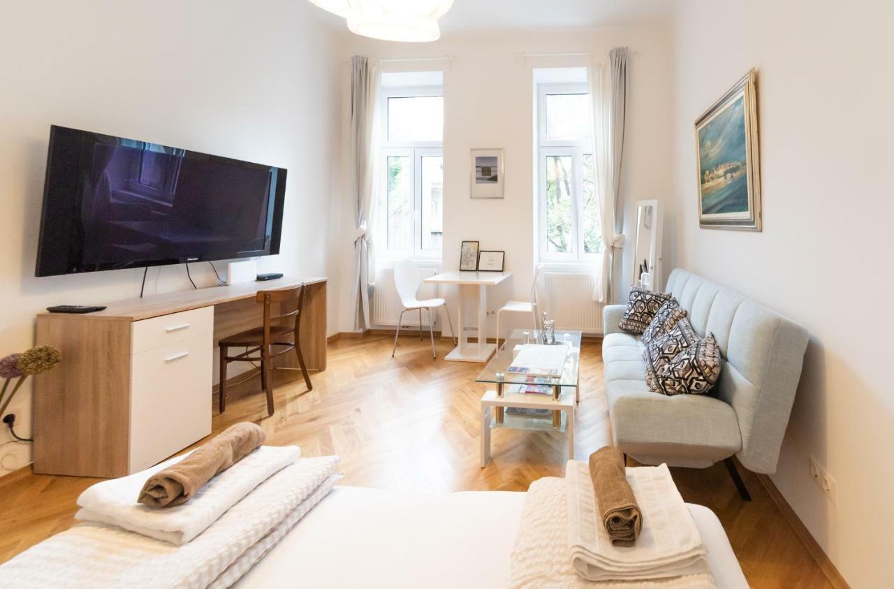 Prater Studio Next Fair, Un, Wu And City Center Apartment Виена Екстериор снимка